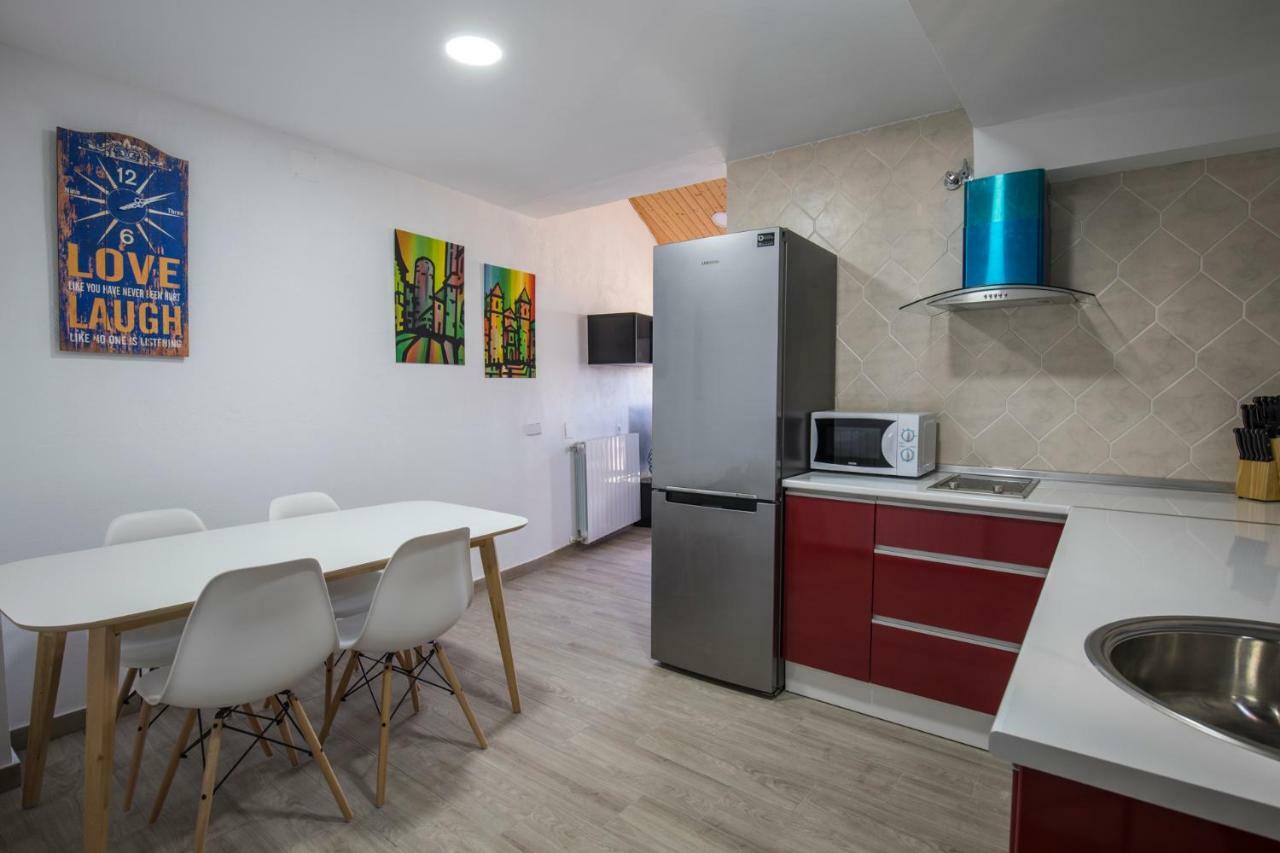 Apartamentos Caceres Turistico Bagian luar foto