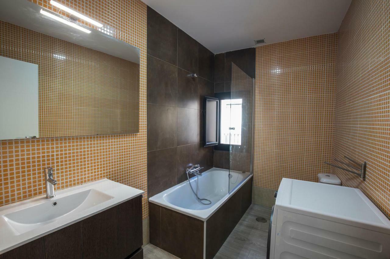 Apartamentos Caceres Turistico Bagian luar foto